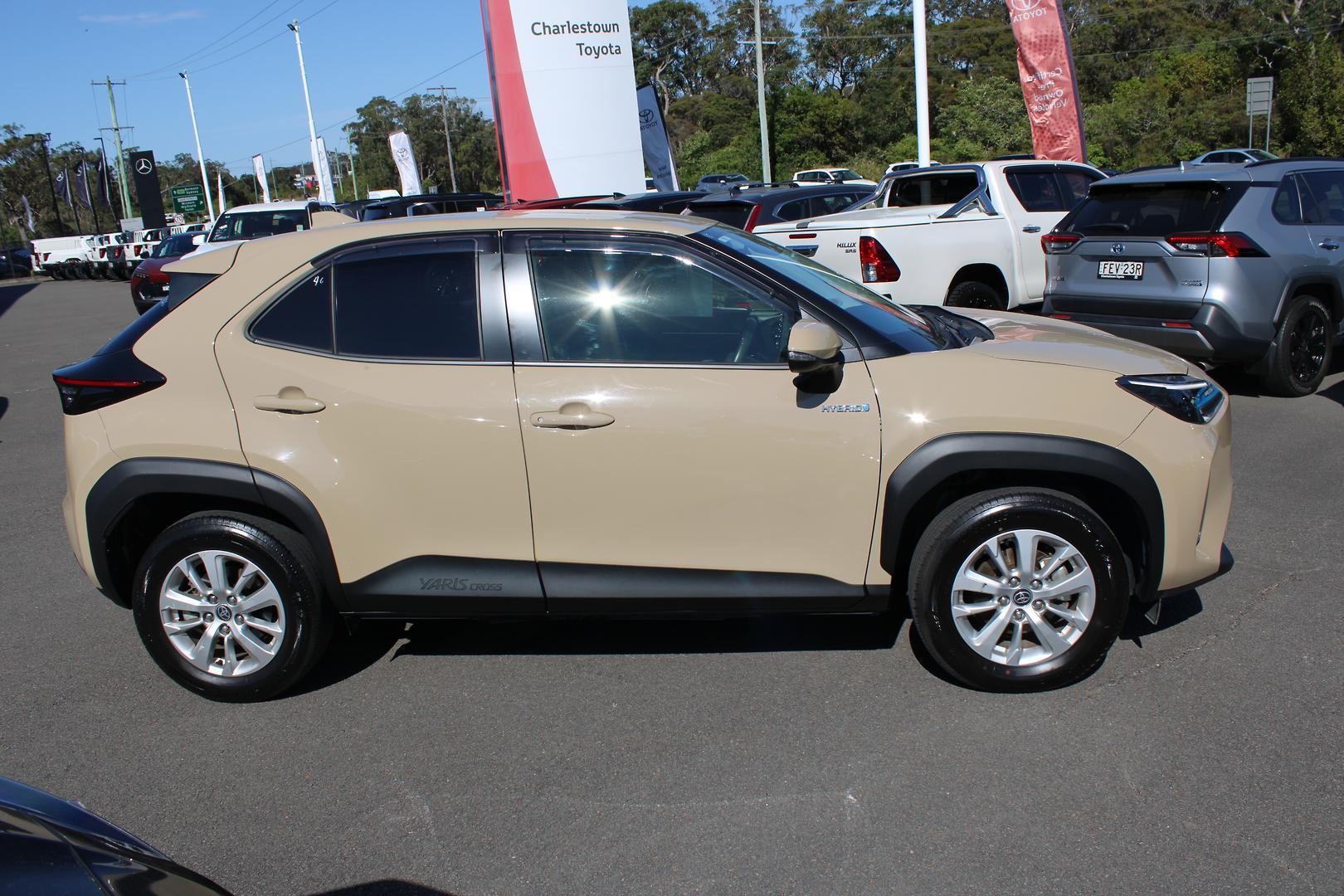 2022 Toyota Yaris Cross GXL in Beige