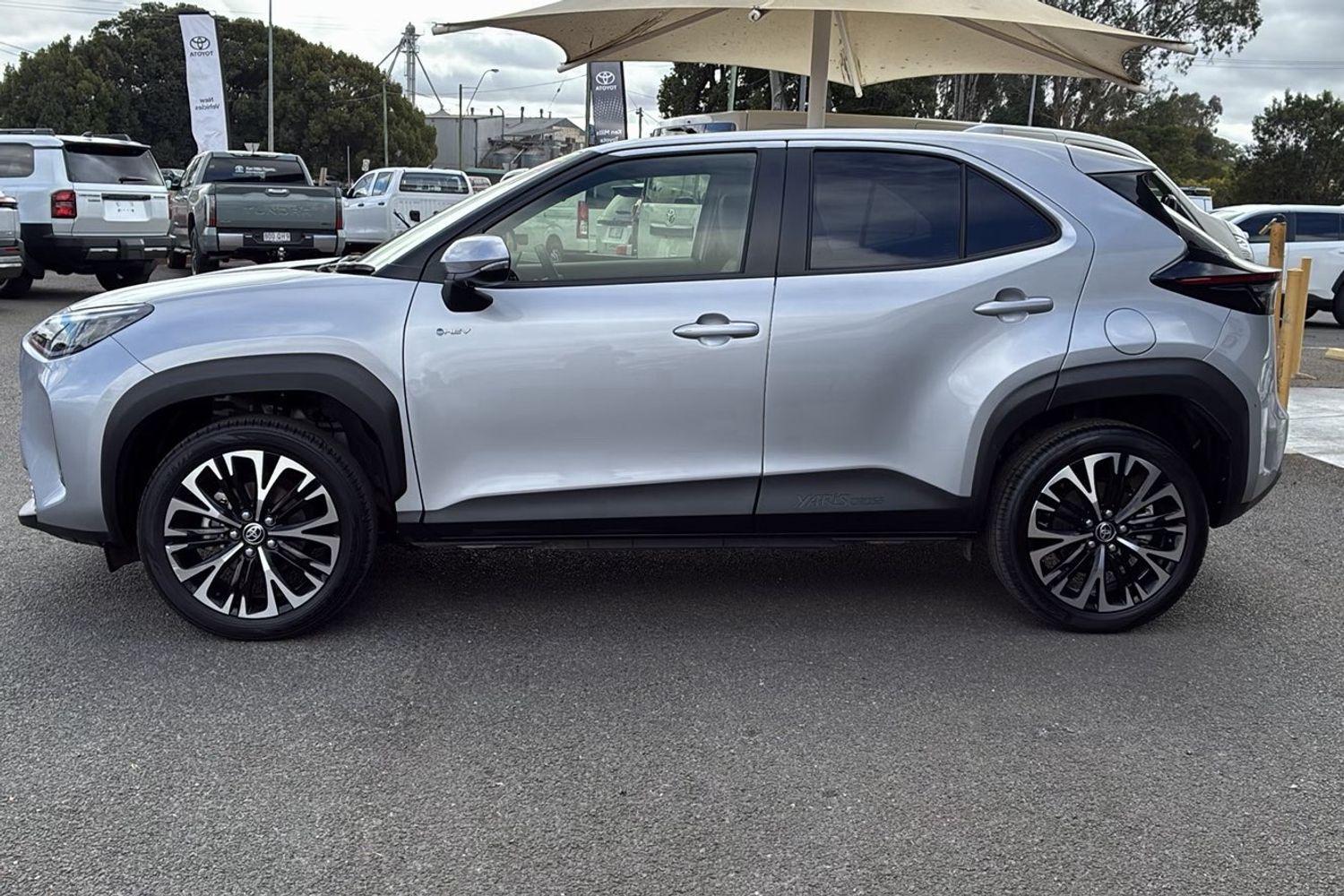 2025 Toyota Yaris Cross Urban in Silver