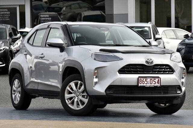 2025 Toyota Yaris Cross GX in Silver