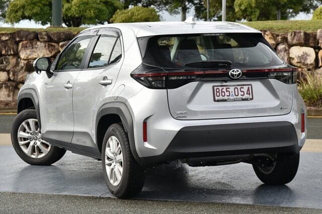 2025 Toyota Yaris Cross GX in Silver