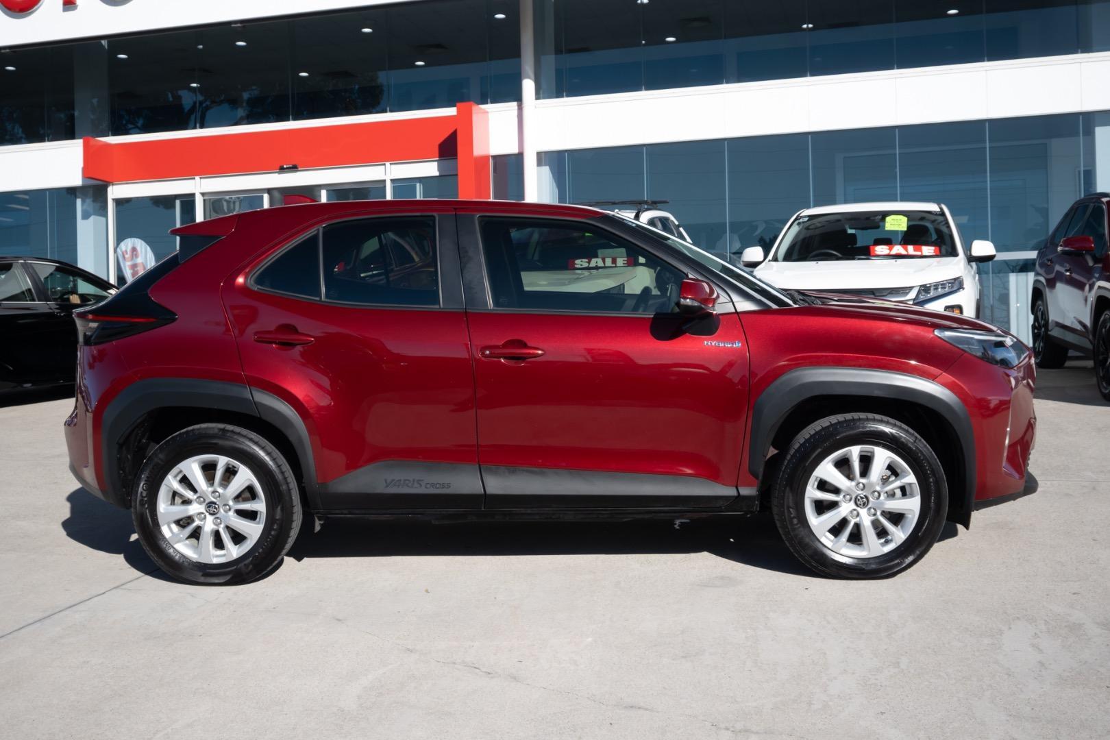 2020 Toyota Yaris Cross GX in Red