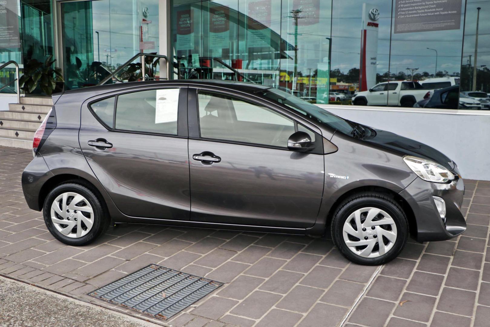 2015 Toyota Prius C Base in Silver