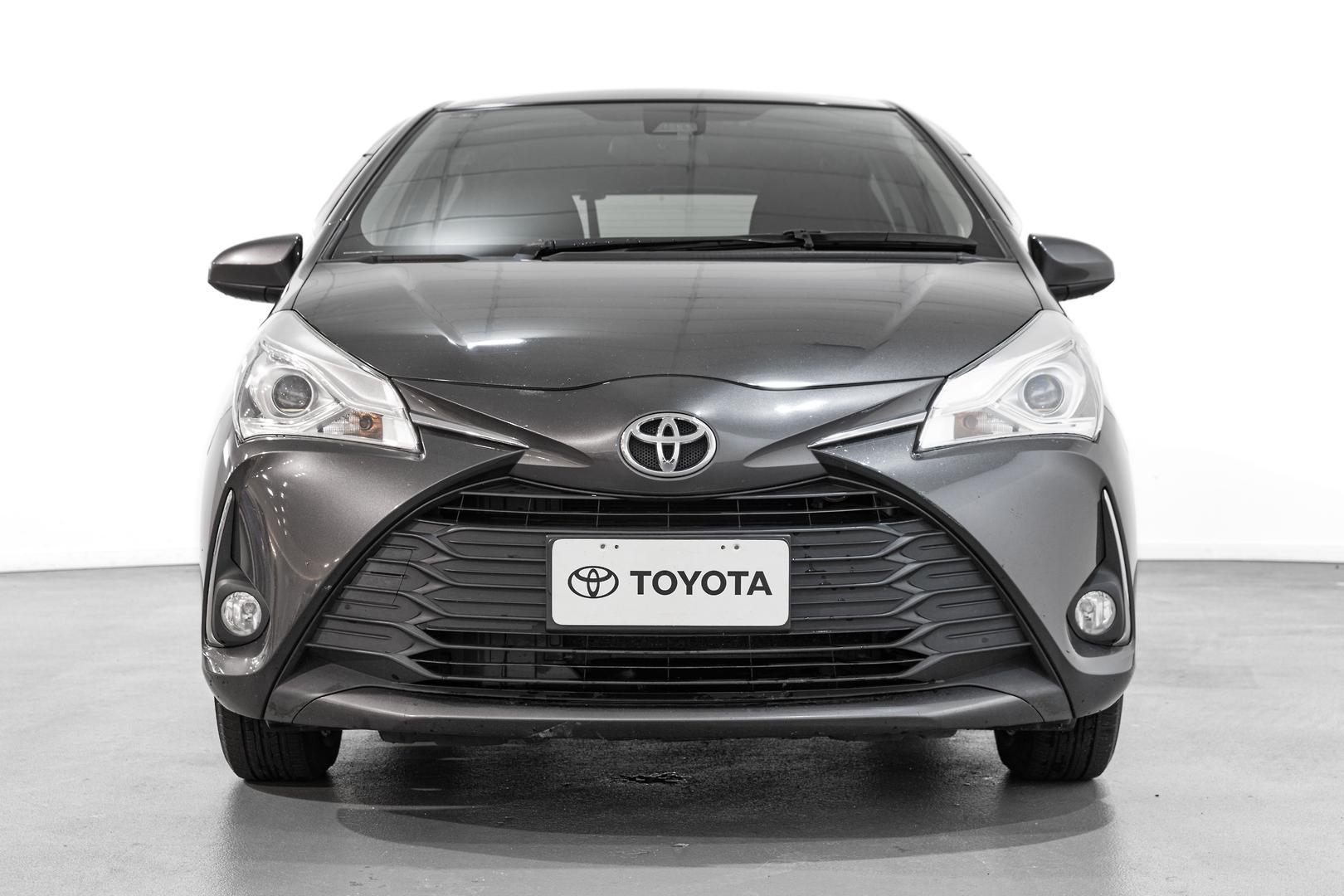 2019 Toyota Yaris ZR in Silver