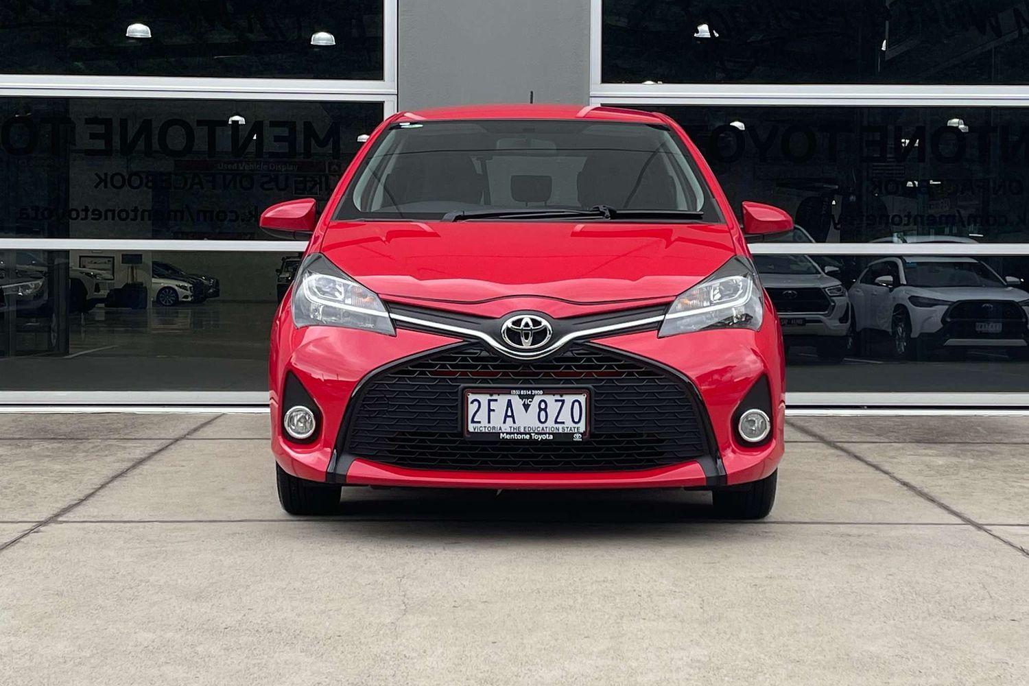 2016 Toyota Yaris ZR in Red