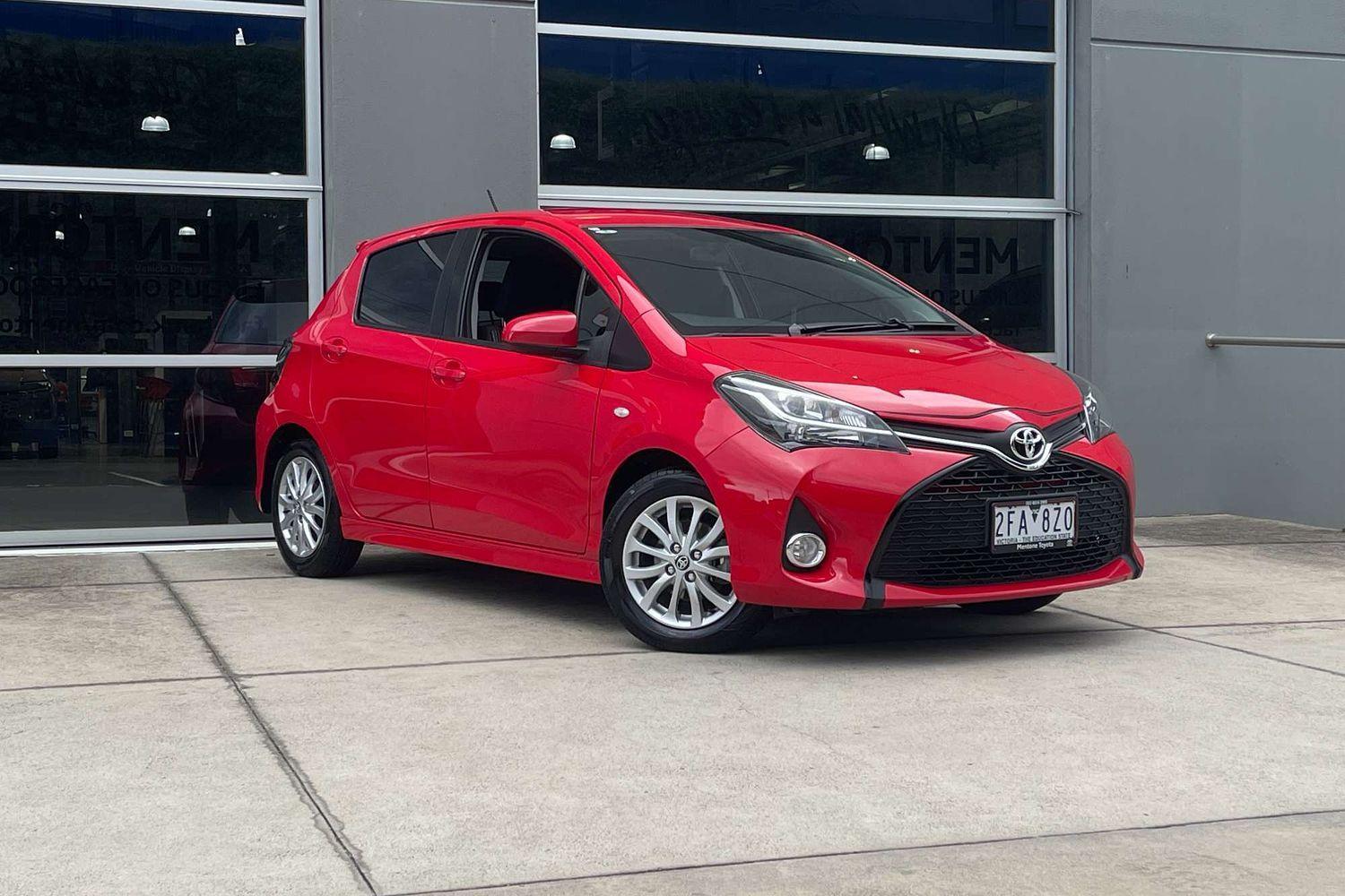 2016 Toyota Yaris ZR in Red