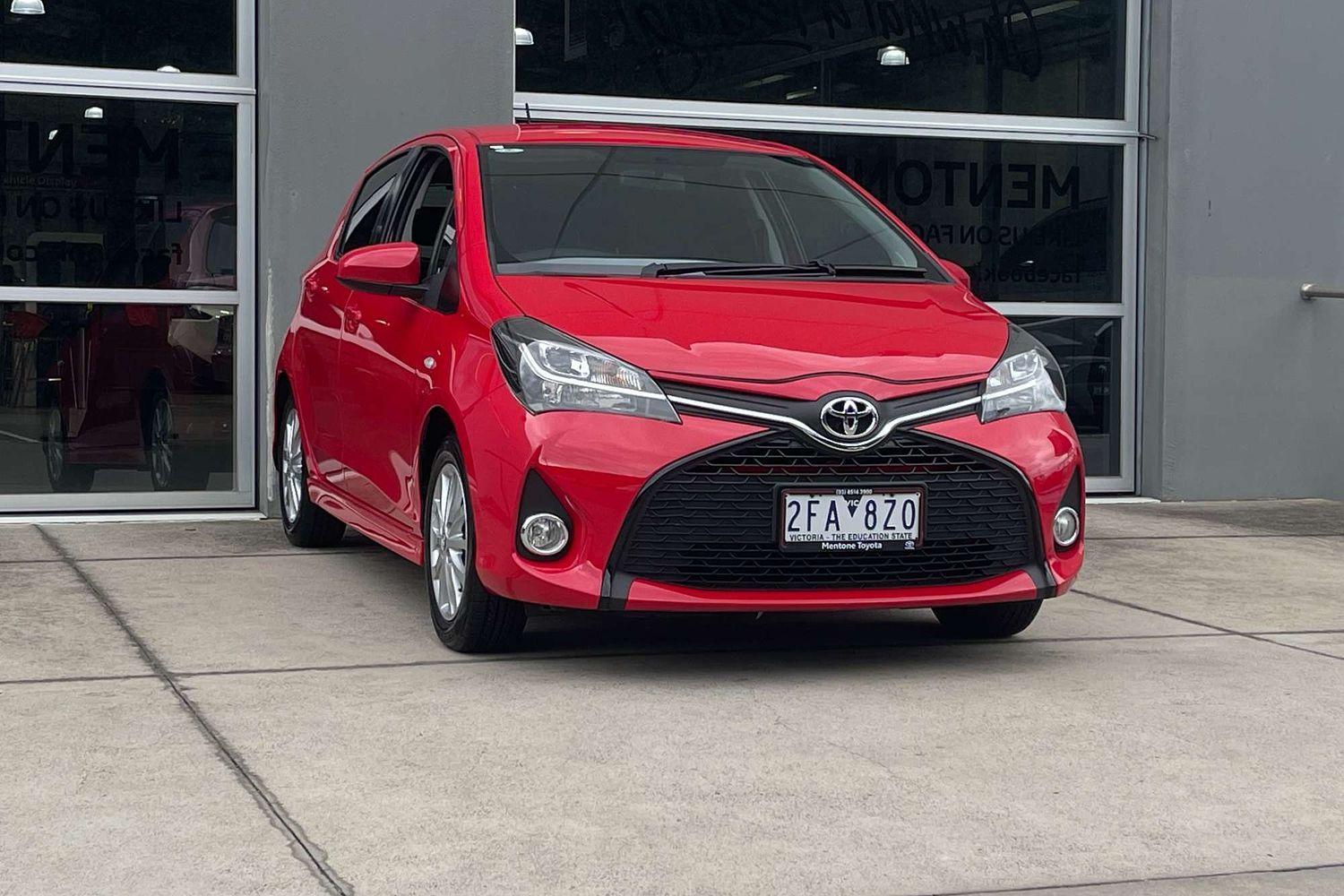 2016 Toyota Yaris ZR in Red