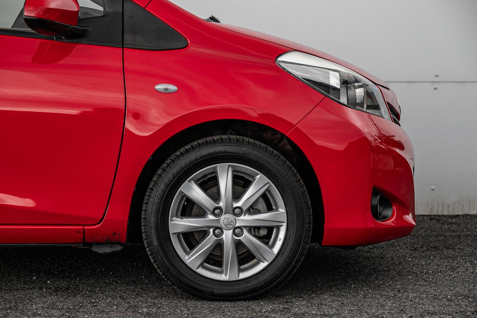 2013 Toyota Yaris YRX in Red