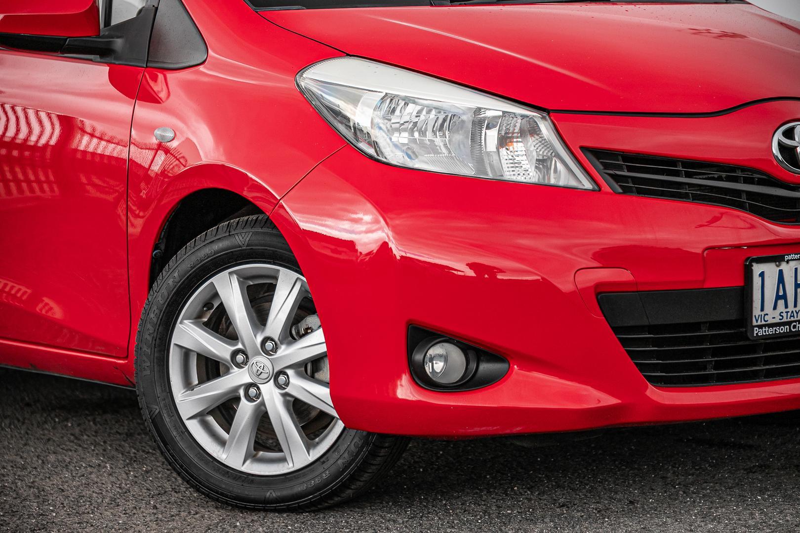 2013 Toyota Yaris YRX in Red