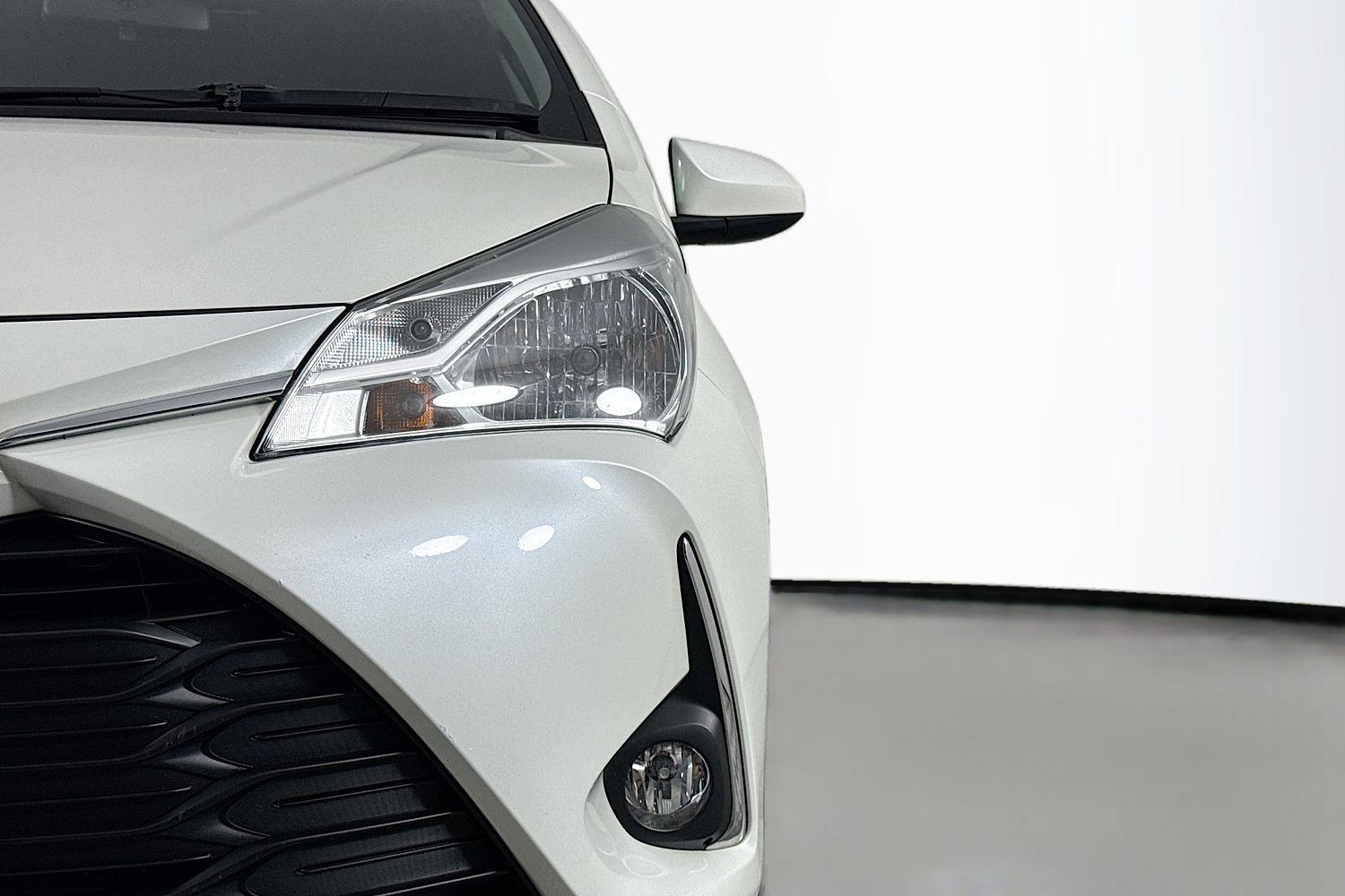2018 Toyota Yaris SX in White