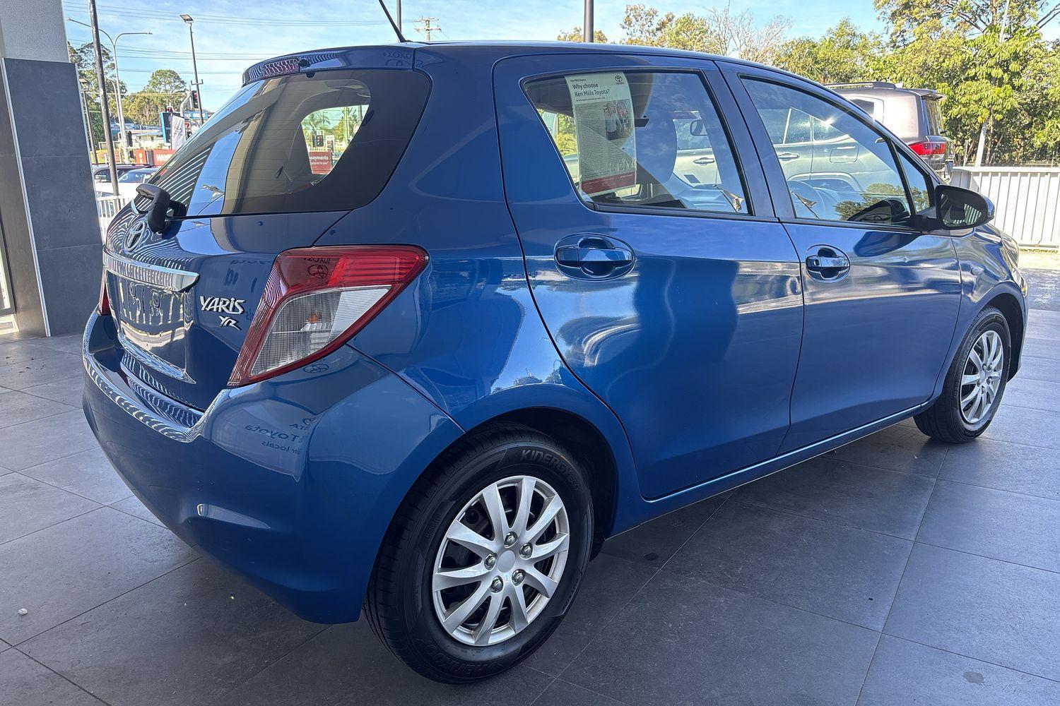 2012 Toyota Yaris YR in Blue