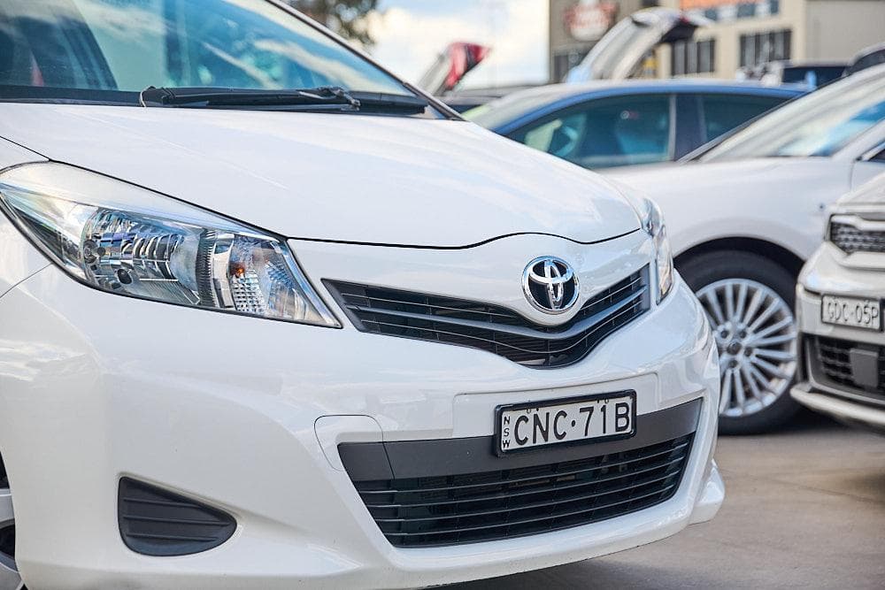 2013 Toyota Yaris YR in White