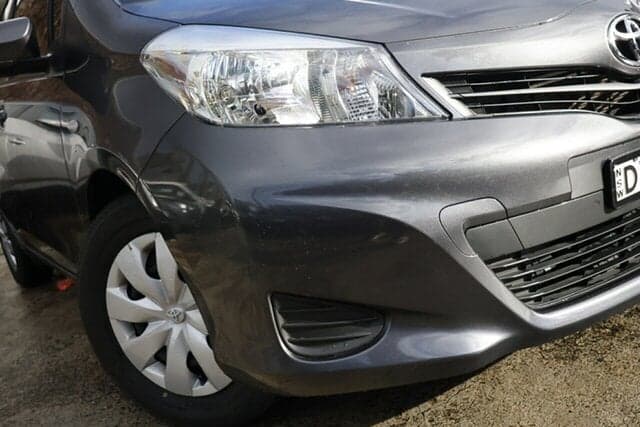 2013 Toyota Yaris YR in Silver