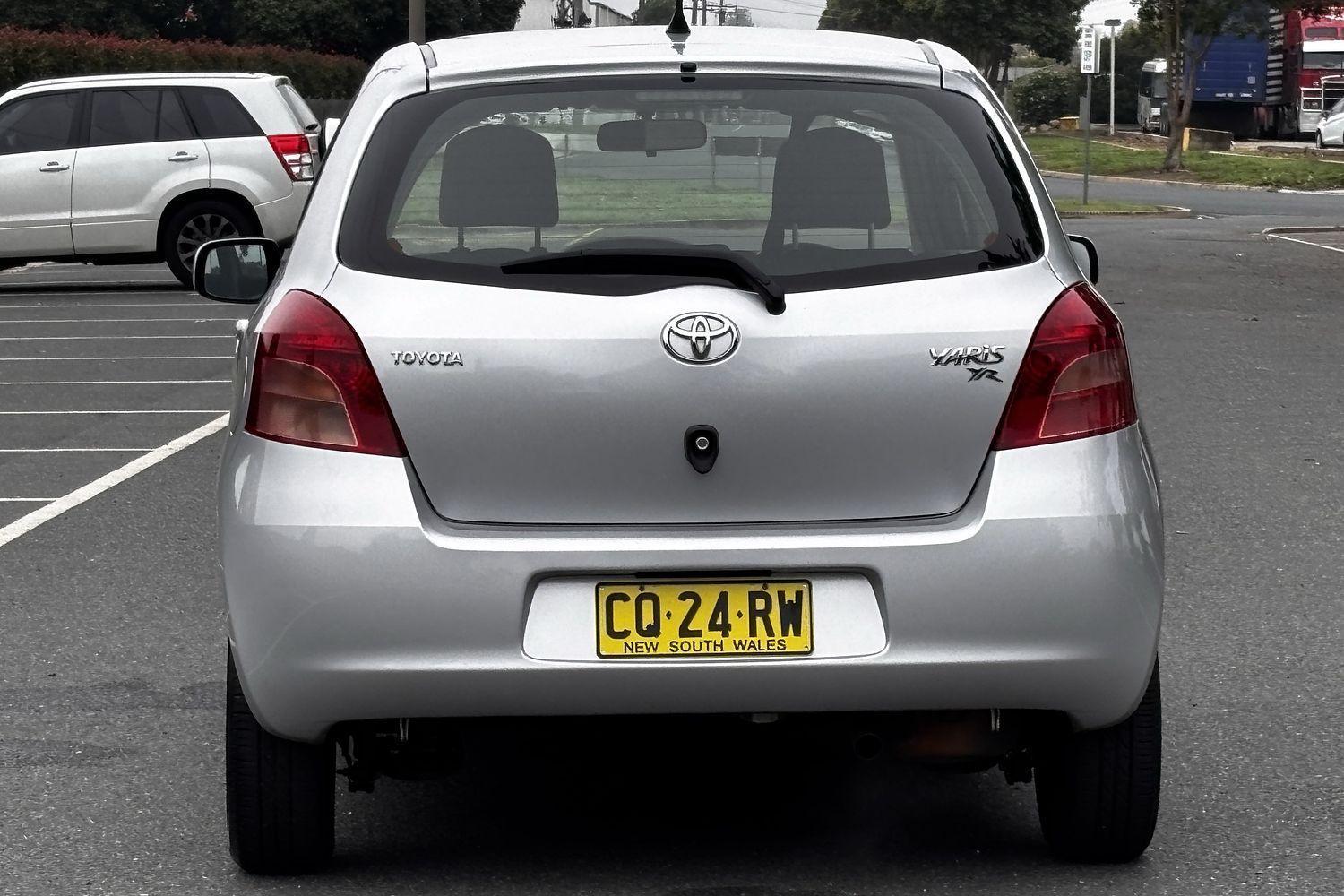 2008 Toyota Yaris Edge in Silver