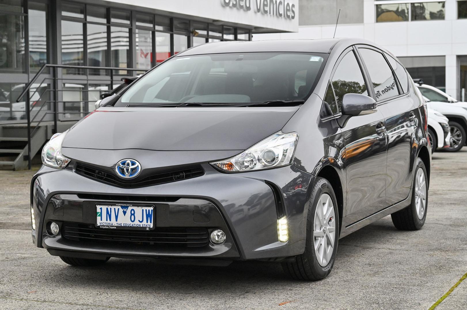 2017 Toyota Prius V L1 in Grey