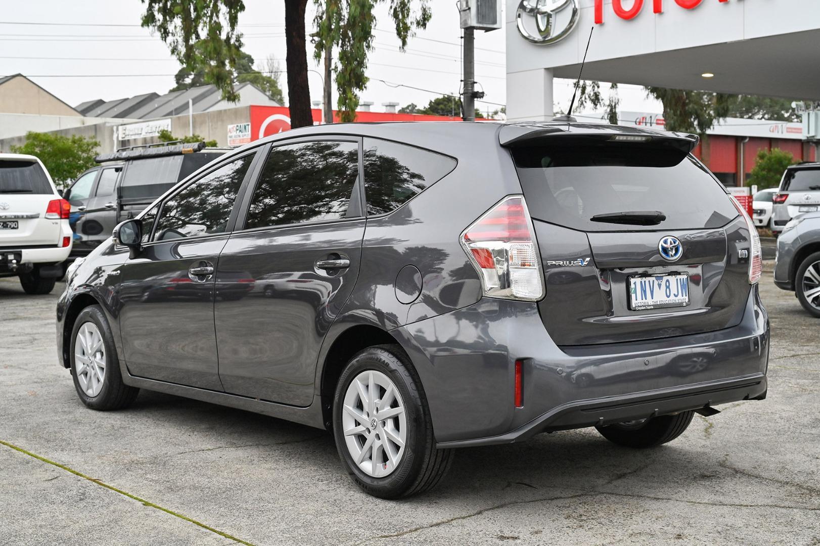 2017 Toyota Prius V L1 in Grey