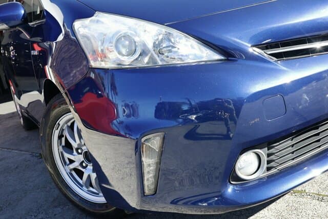 2013 Toyota Prius V L1 in Blue