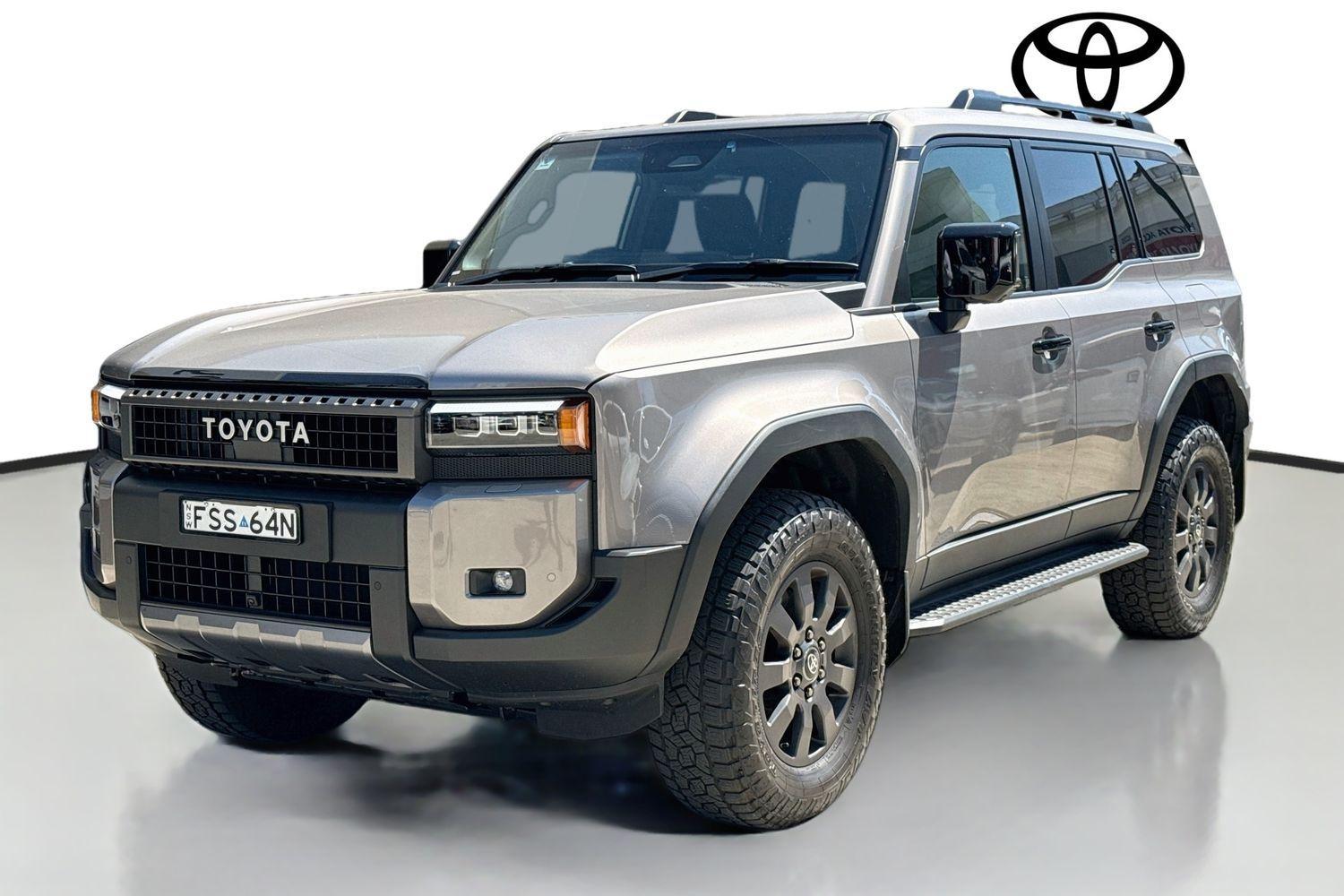 2025 Toyota Landcruiser Prado Altitude in Bronze