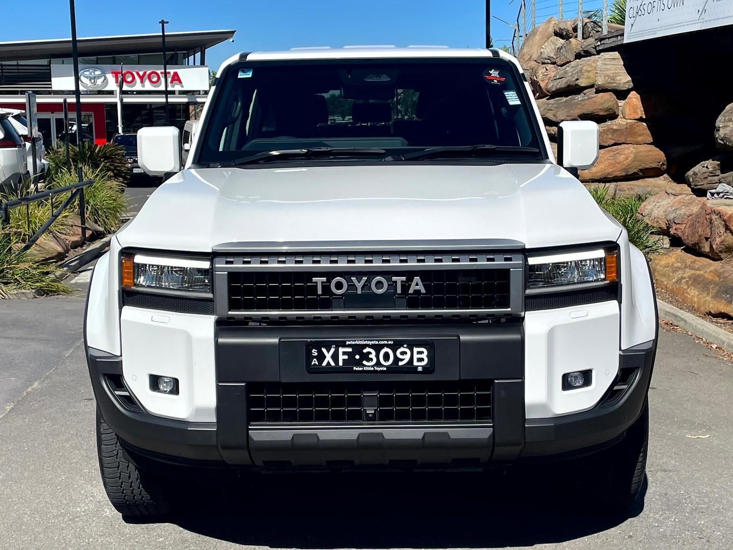 2025 Toyota Landcruiser Prado GX in White