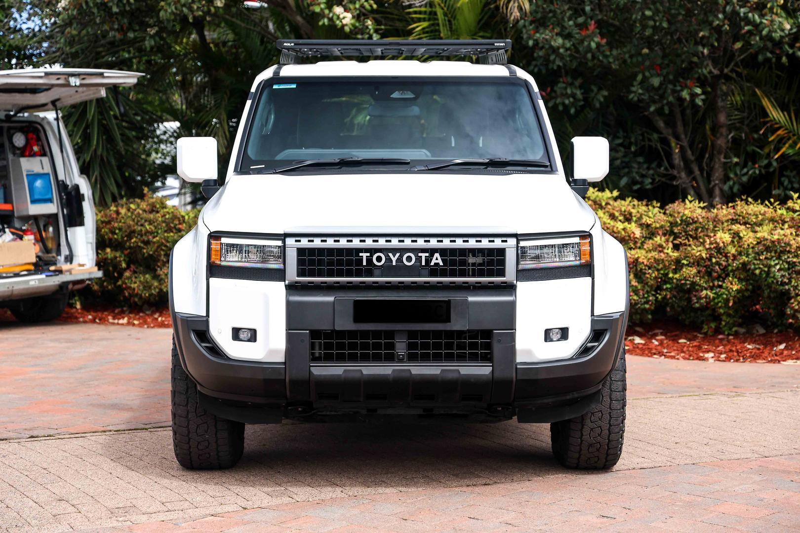 2025 Toyota Landcruiser Prado GX in White