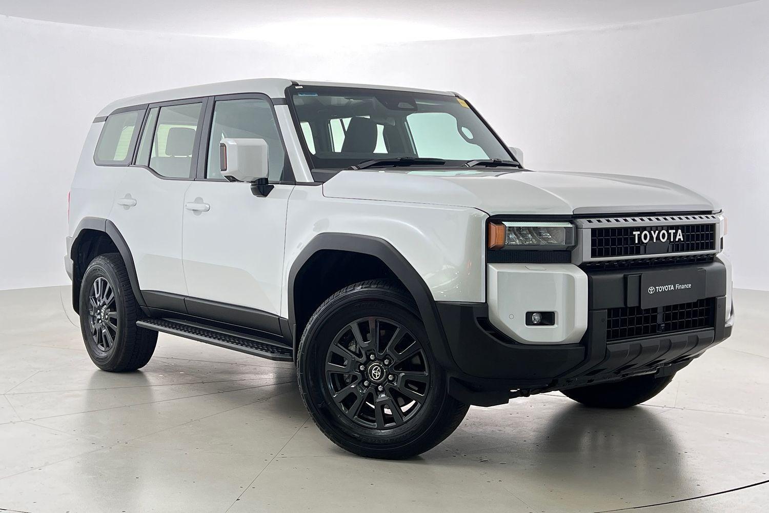 2025 Toyota Landcruiser Prado GX in White