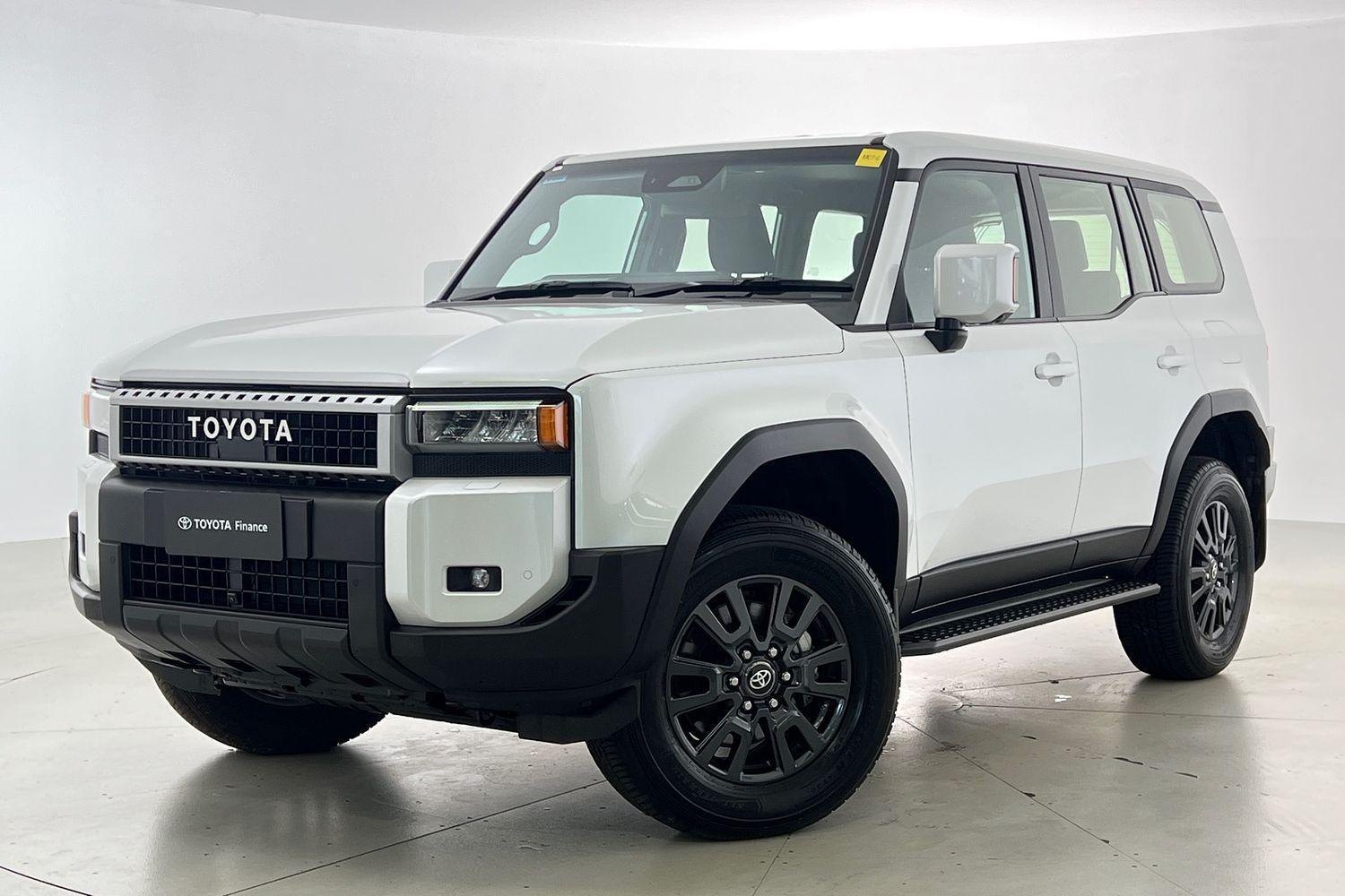 2025 Toyota Landcruiser Prado GX in White