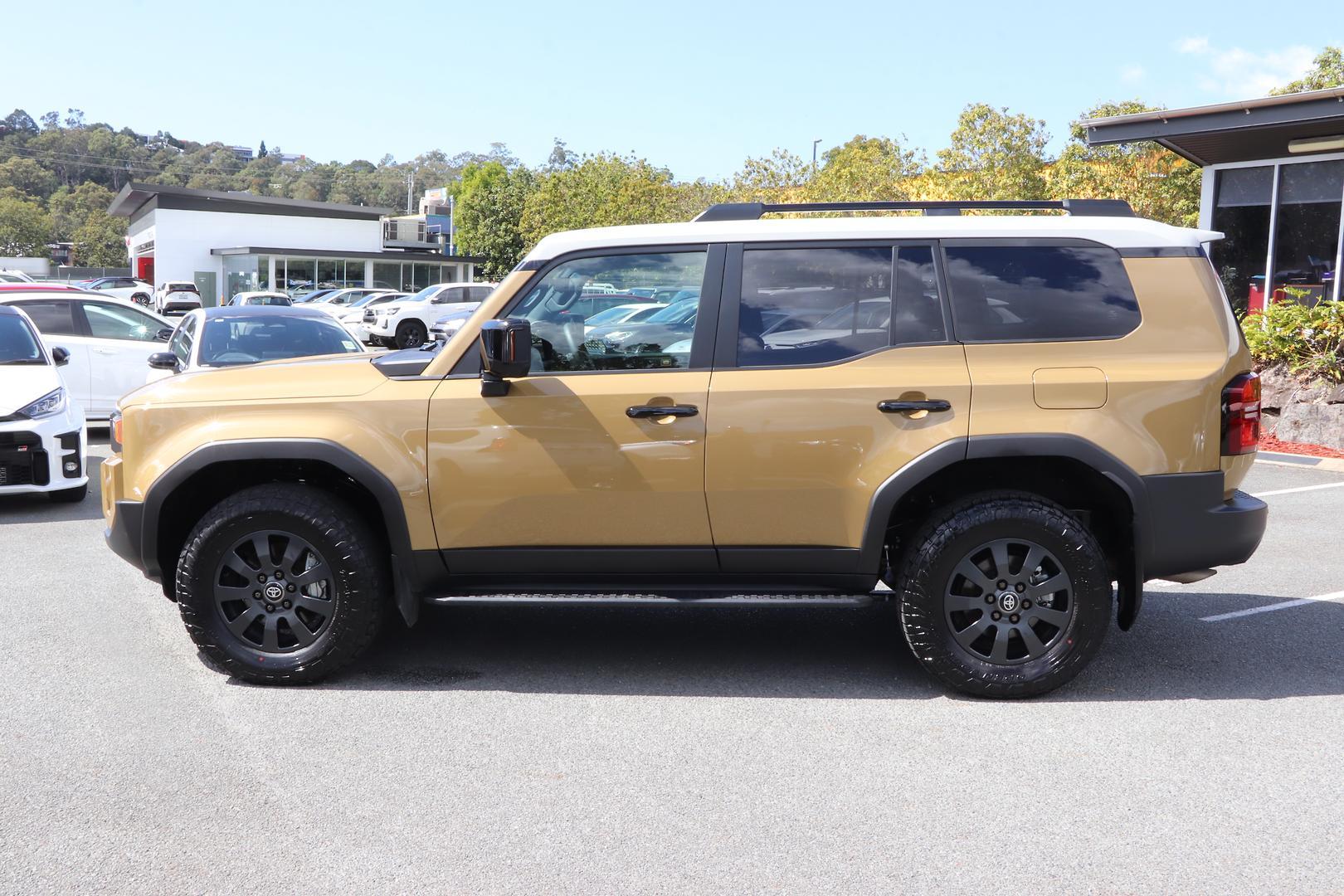 2025 Toyota Landcruiser Prado Altitude in Two Tone