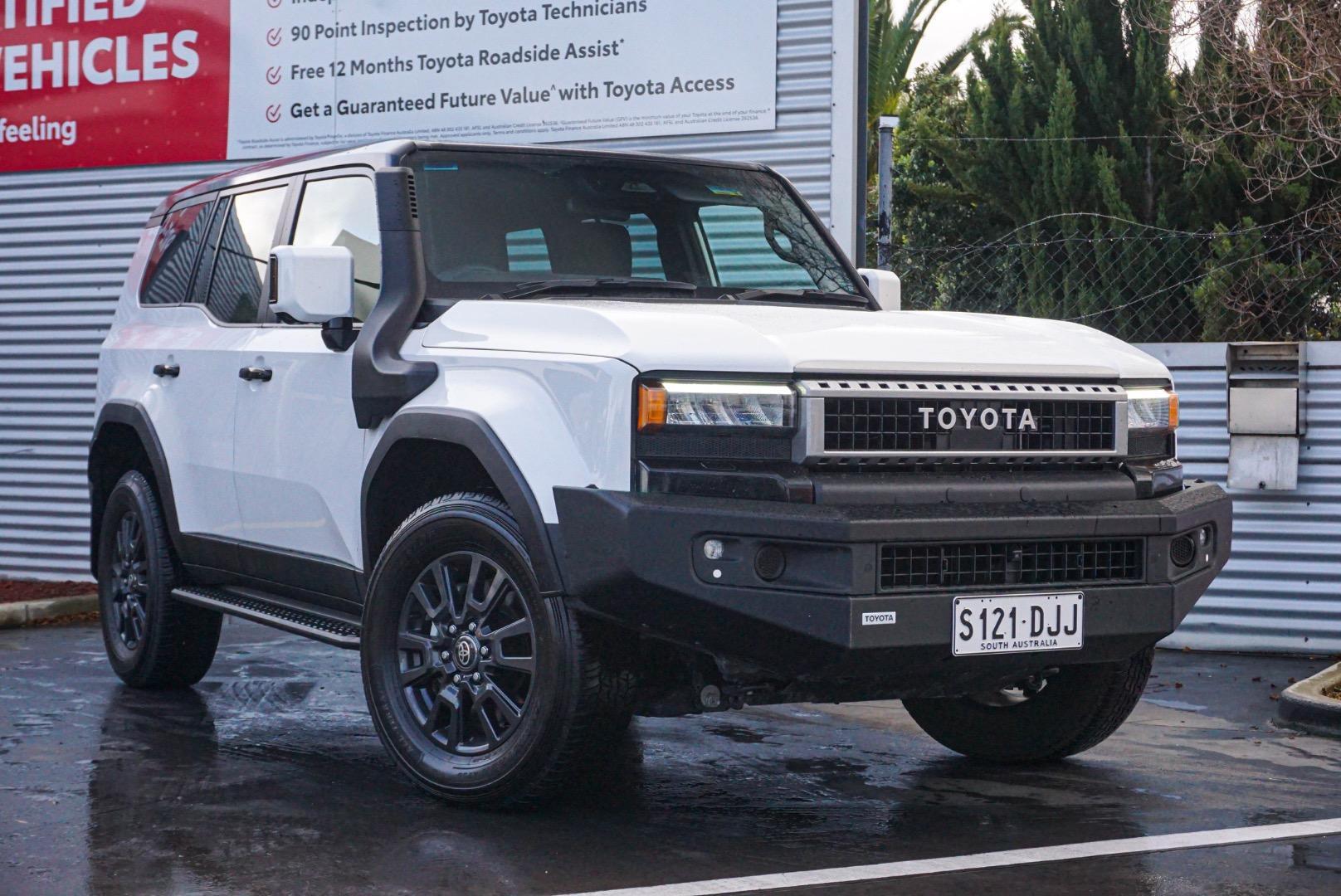 2025 Toyota Landcruiser Prado GX in White