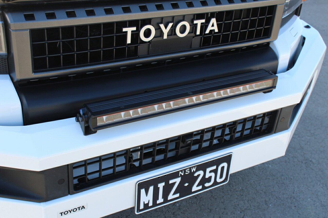 2025 Toyota Landcruiser Prado Altitude in White