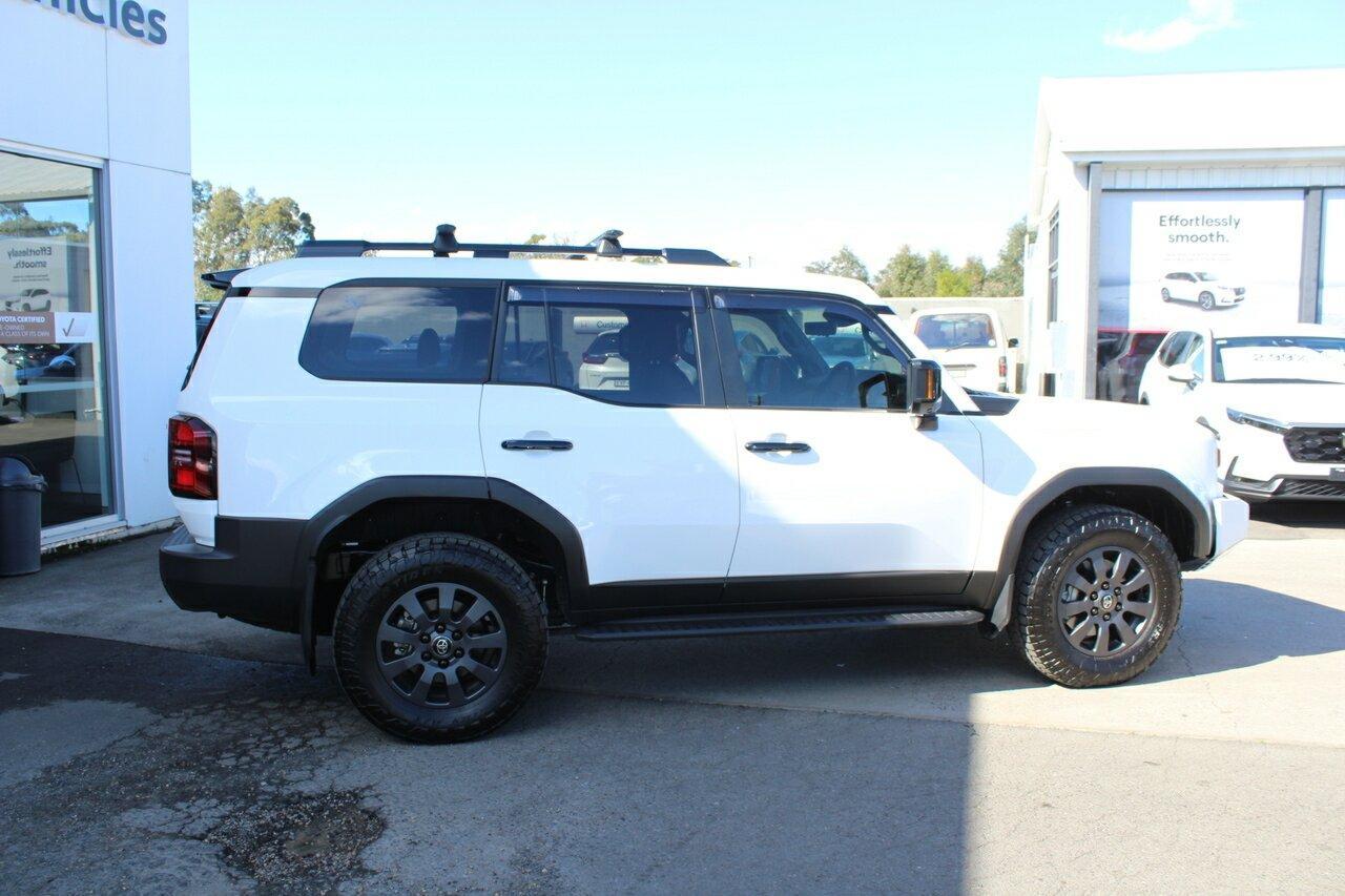 2025 Toyota Landcruiser Prado Altitude in White