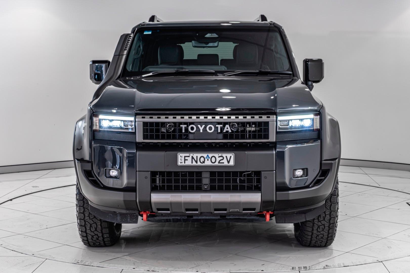 2024 Toyota Landcruiser Prado Altitude in Grey