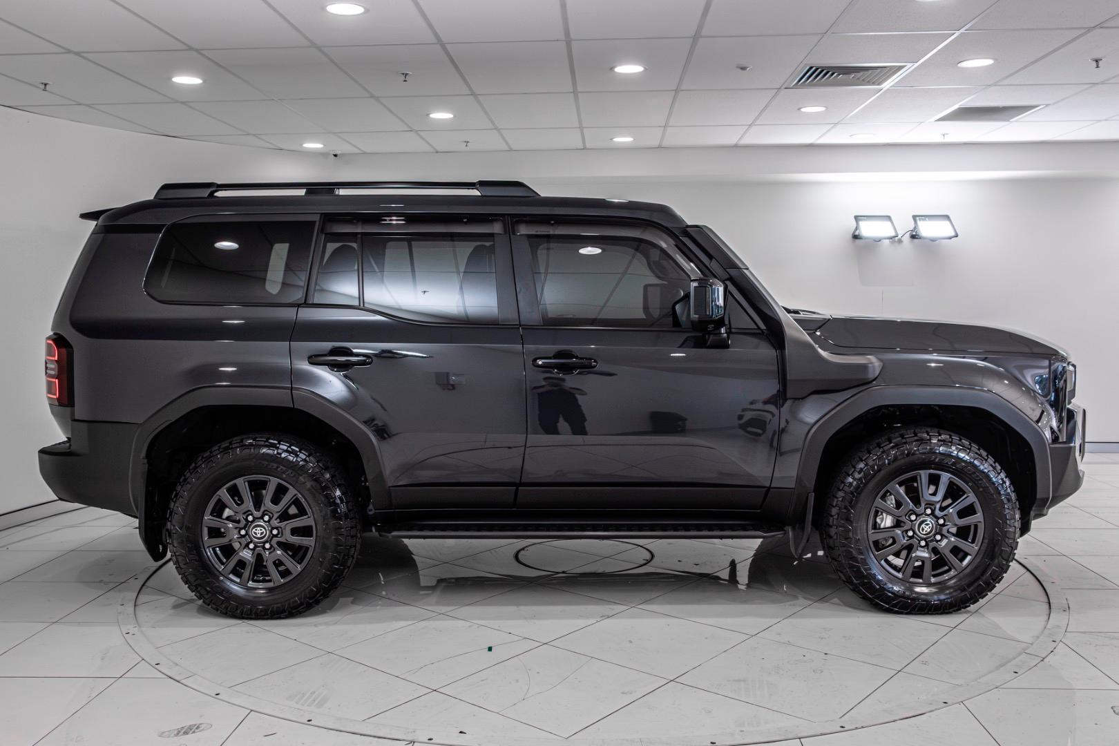 2024 Toyota Landcruiser Prado Altitude in Grey