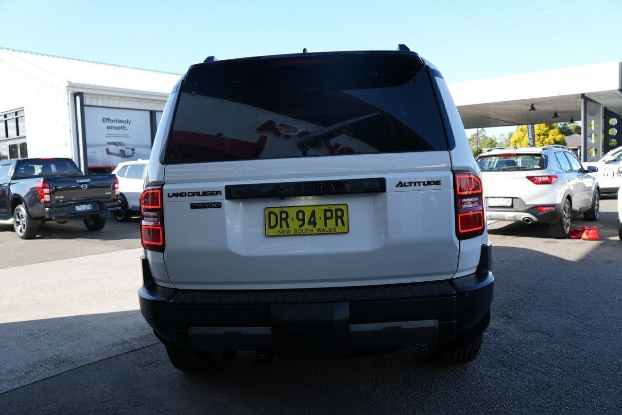 2025 Toyota Landcruiser Prado Altitude in White