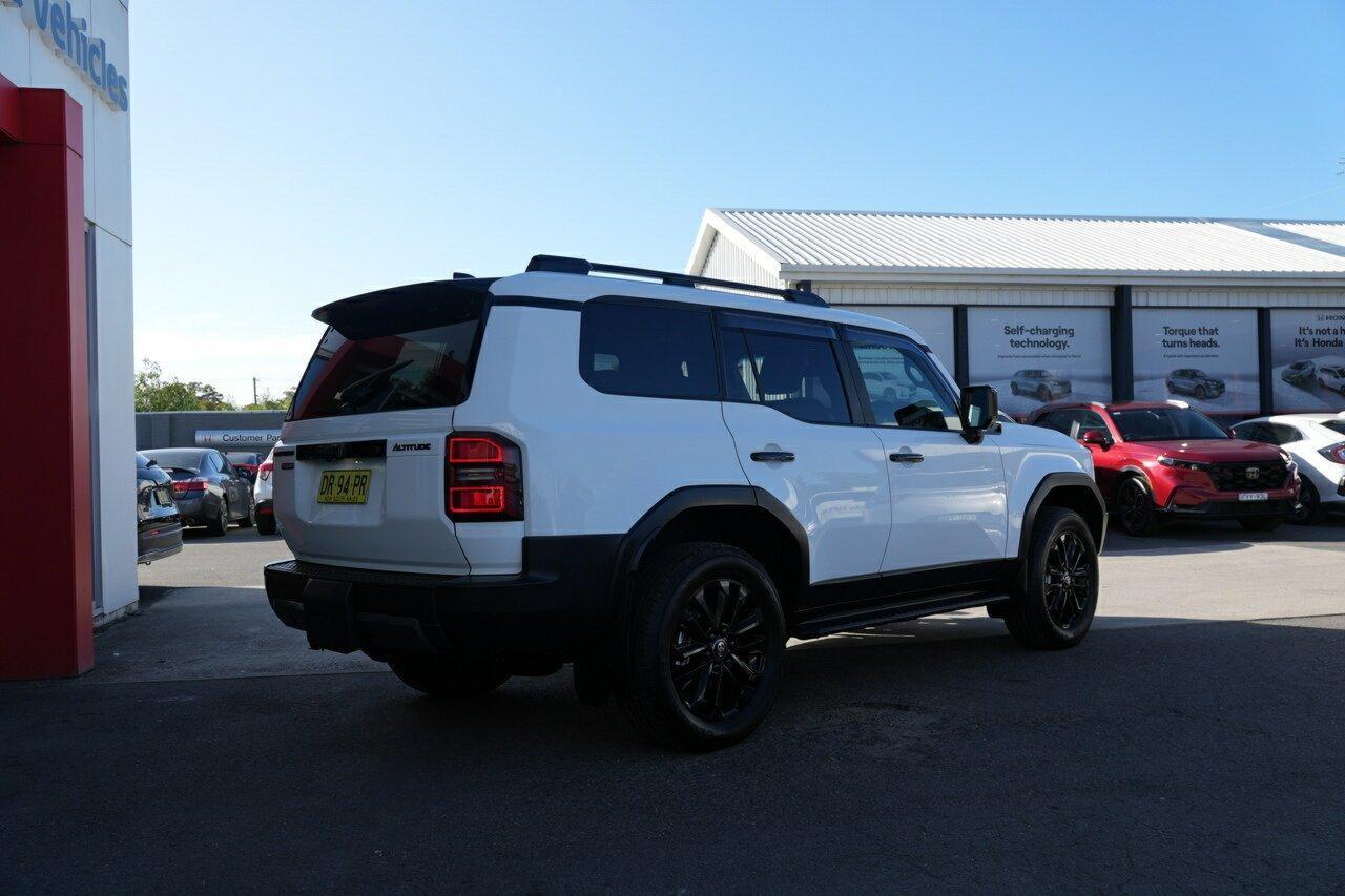 2025 Toyota Landcruiser Prado Altitude in White