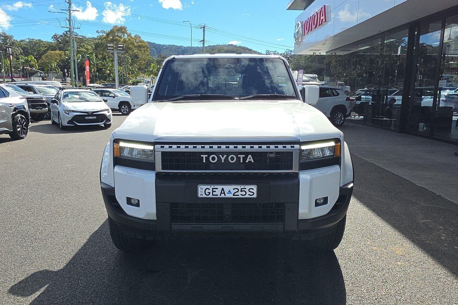 2026 Toyota Landcruiser Prado GX in White