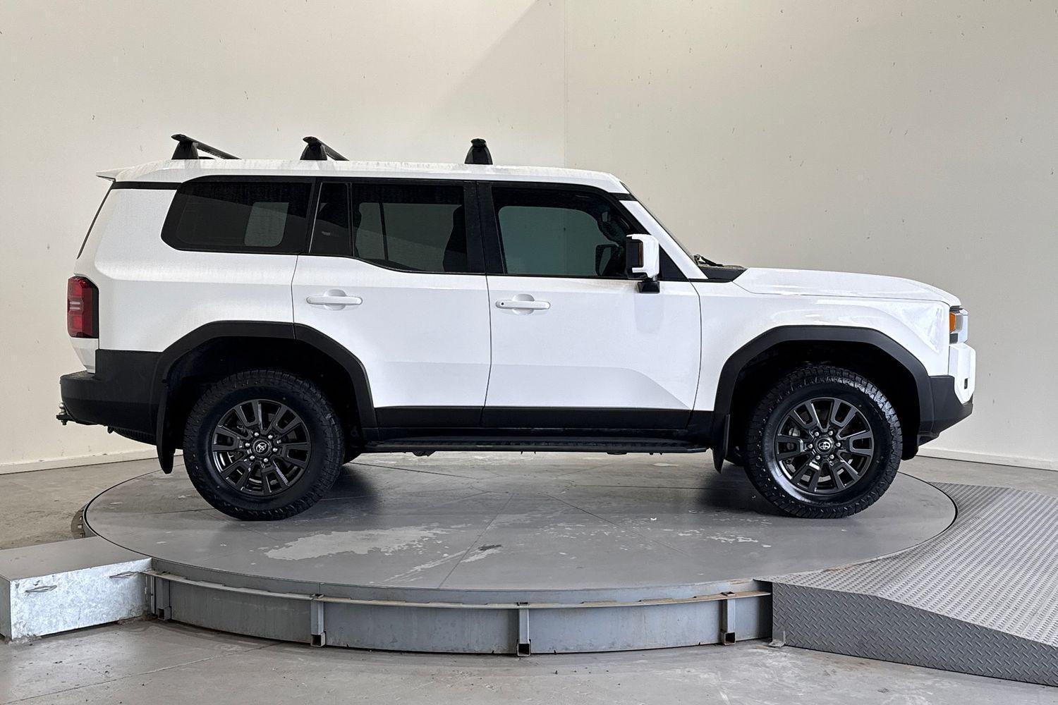 2024 Toyota Landcruiser Prado GX in White