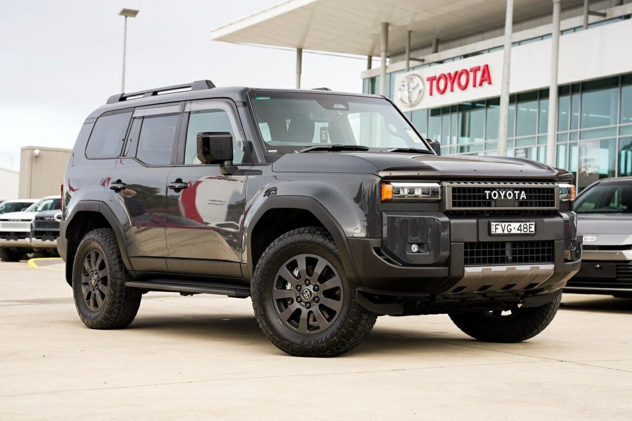 2025 Toyota Landcruiser Prado Altitude in Grey
