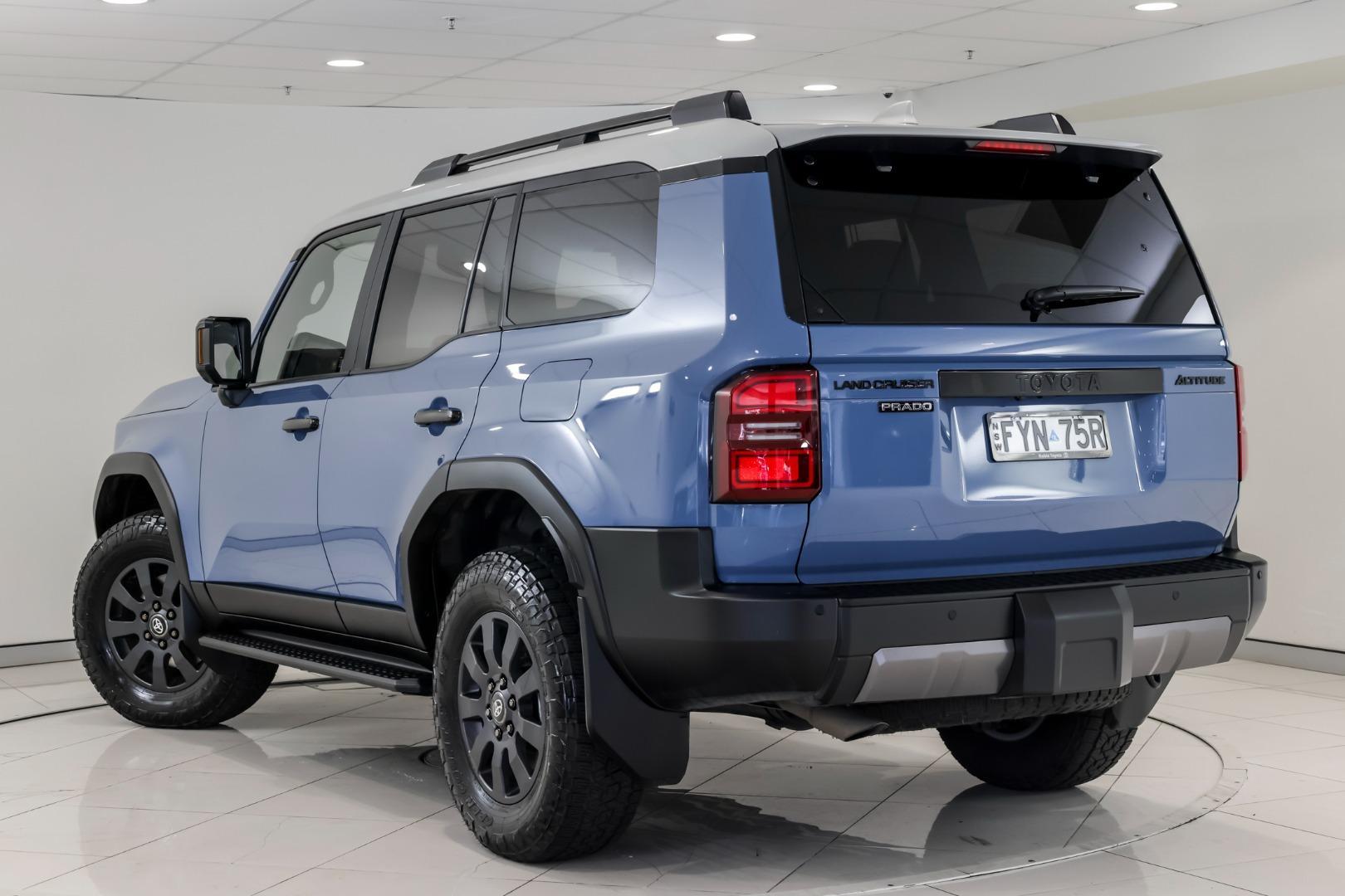 2026 Toyota Landcruiser Prado Altitude in Two Tone