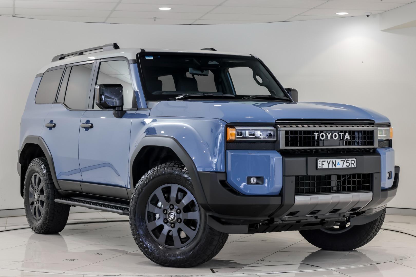 2026 Toyota Landcruiser Prado Altitude in Two Tone