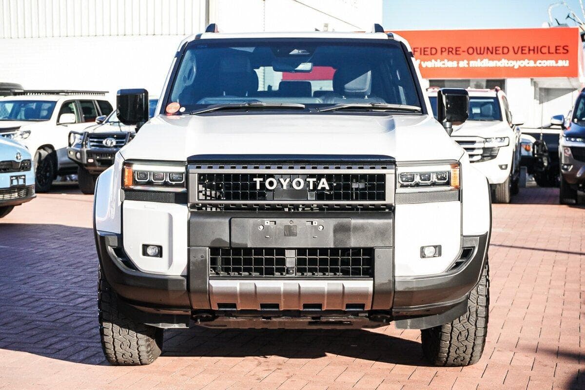 2025 Toyota Landcruiser Prado Altitude in White