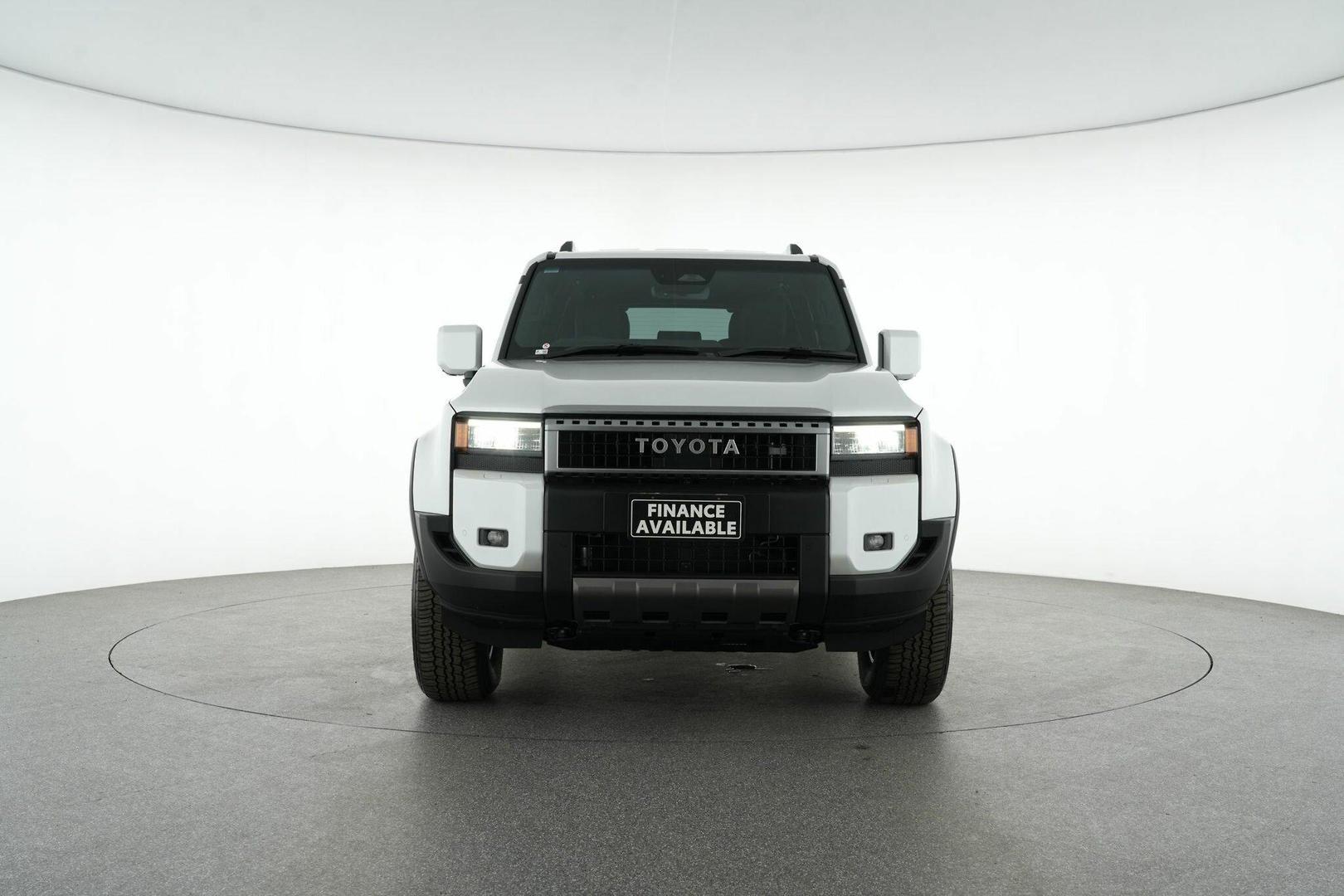 2026 Toyota Landcruiser Prado GXL in White
