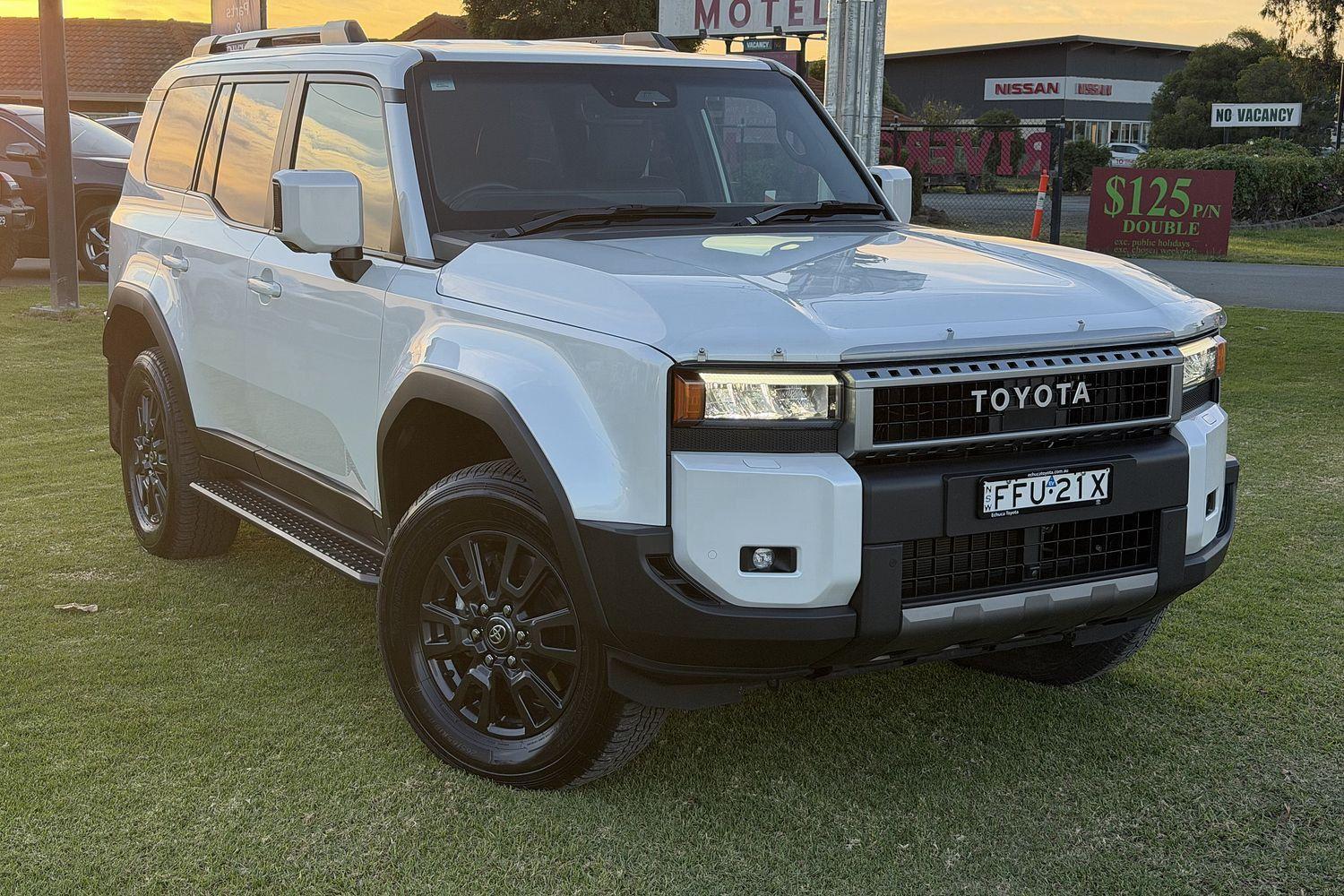 2024 Toyota Landcruiser Prado GXL in White