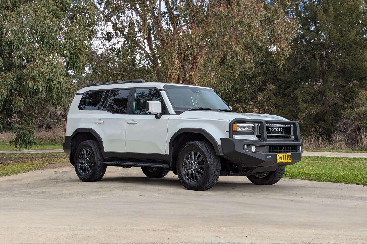 2024 Toyota Landcruiser Prado GXL in White