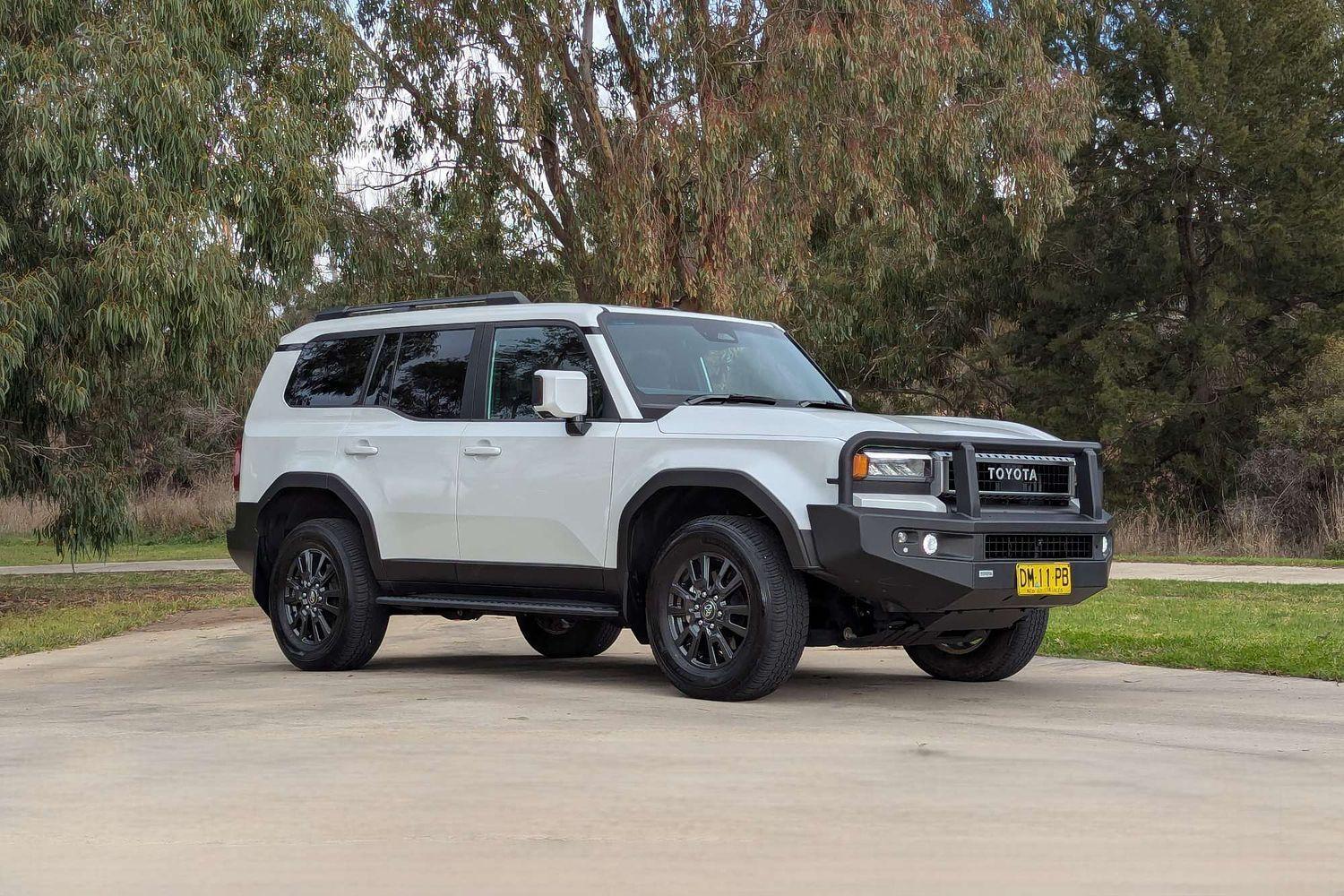 2024 Toyota Landcruiser Prado GXL in White
