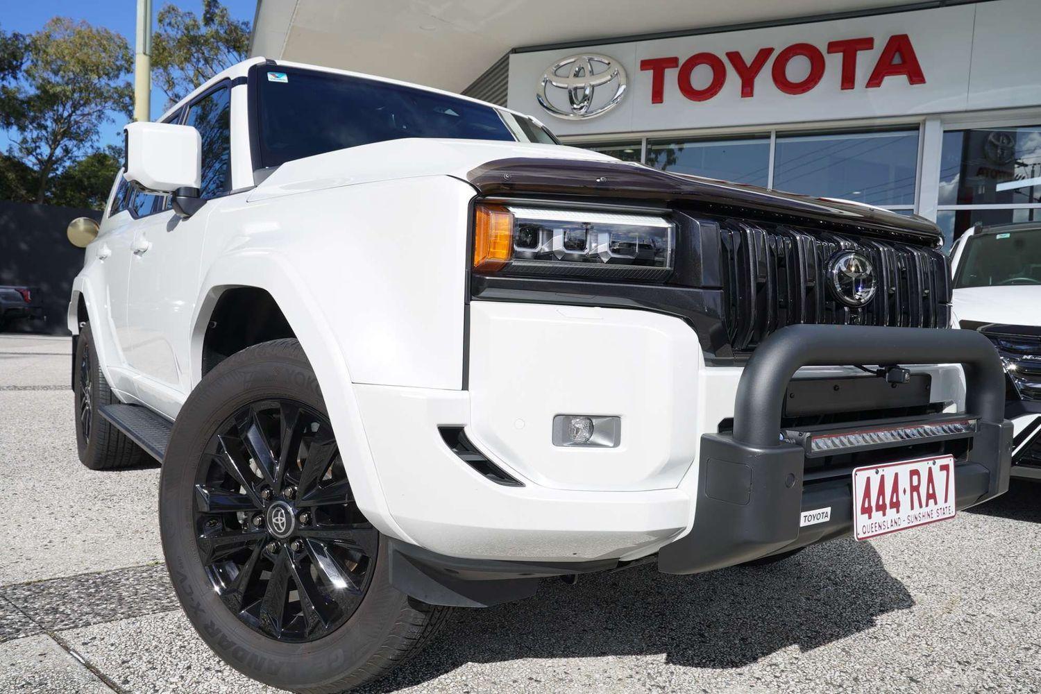 2024 Toyota Landcruiser Prado VX in White