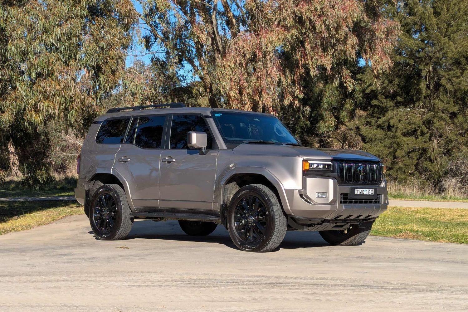 2024 Toyota Landcruiser Prado Kakadu in Bronze
