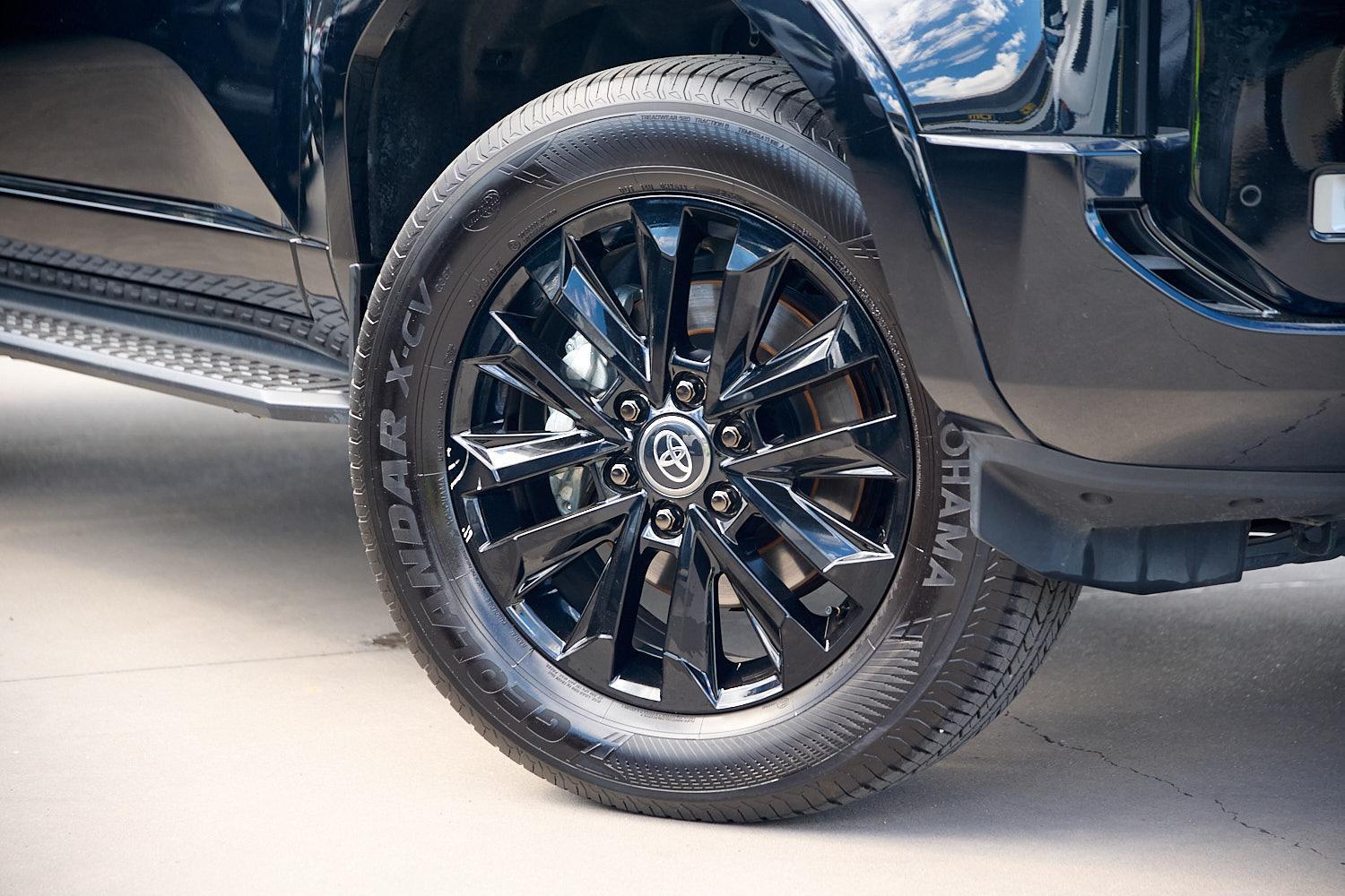 2025 Toyota Landcruiser Prado VX in Black