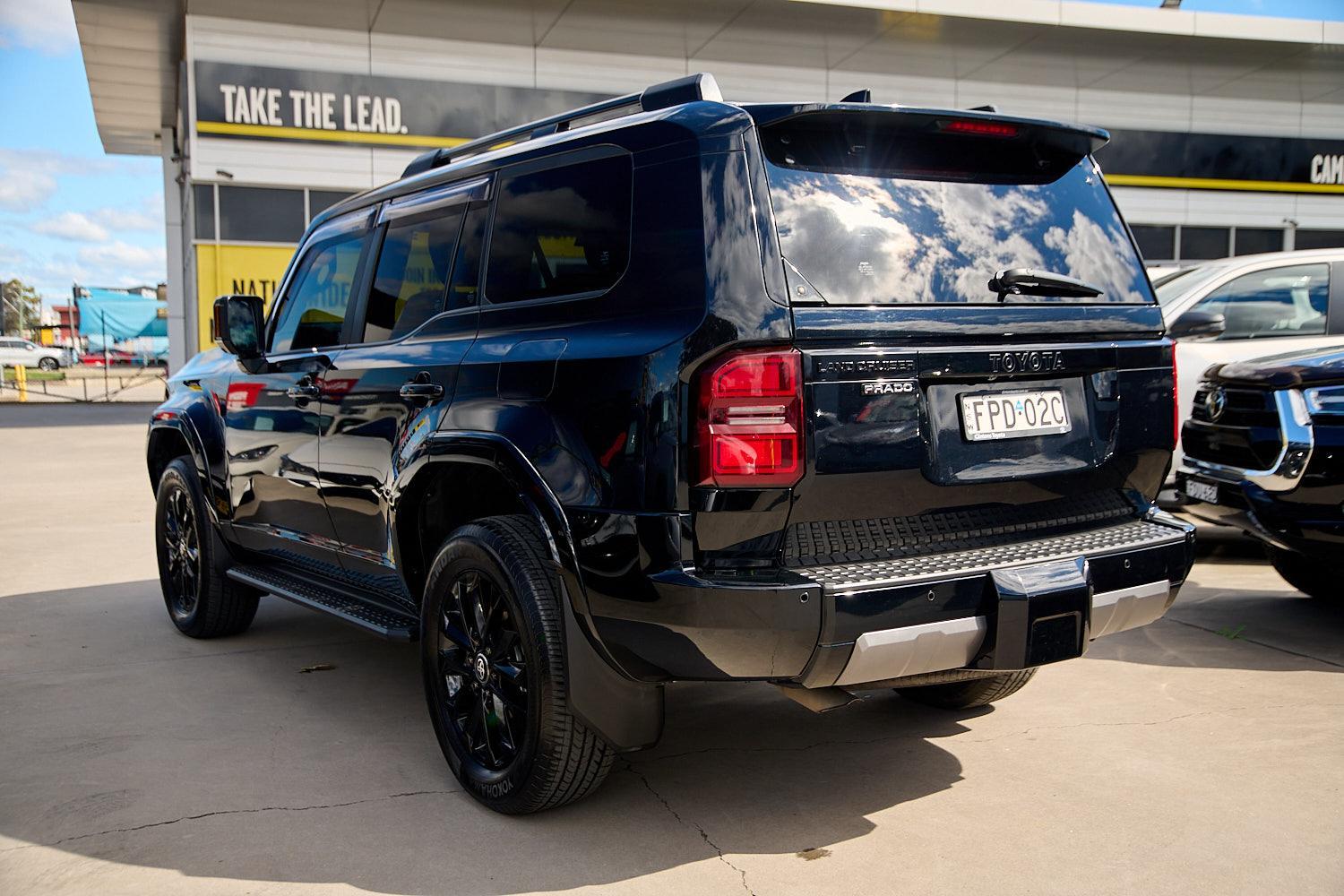 2025 Toyota Landcruiser Prado VX in Black