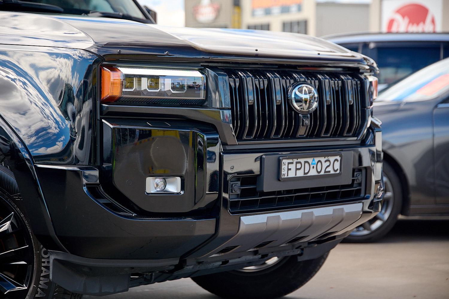 2025 Toyota Landcruiser Prado VX in Black