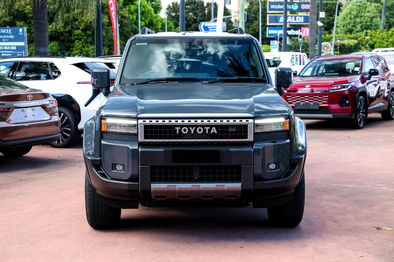 2024 Toyota Landcruiser Prado GXL in Grey
