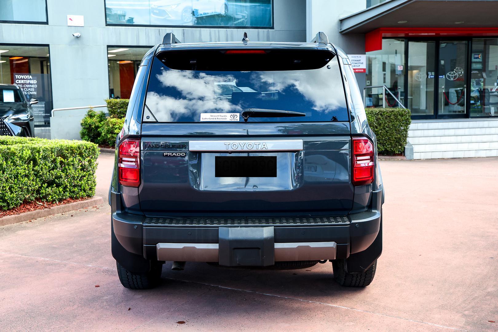2024 Toyota Landcruiser Prado GXL in Grey